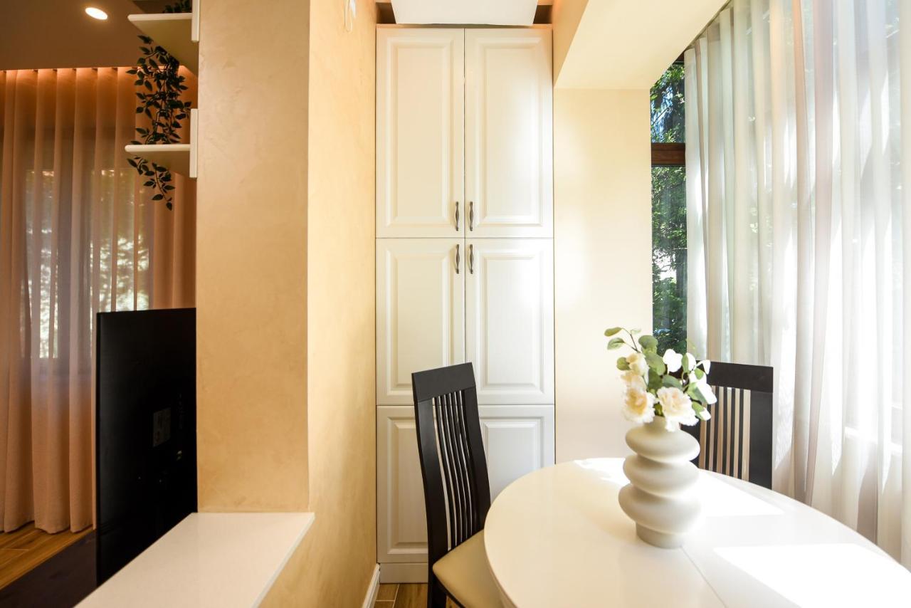 Green Leafy Brasov - Ideal 2 Bedroom Apartment Luaran gambar